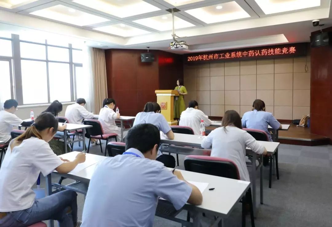 1561950967282109cdgL.jpg 2.jpg